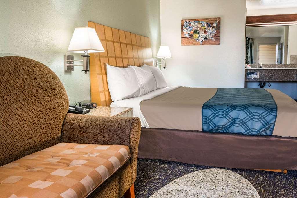 Lodge Econo Airport Portland